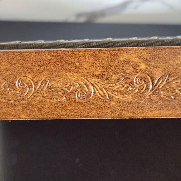 VTG Nigri Medieval Chess Set w Board Piece Storage Box Italian Barbarossa Italy - Picture 7 of 10